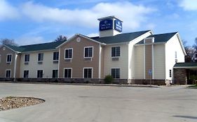 Cobblestone Inn & Suites - Bloomfield
